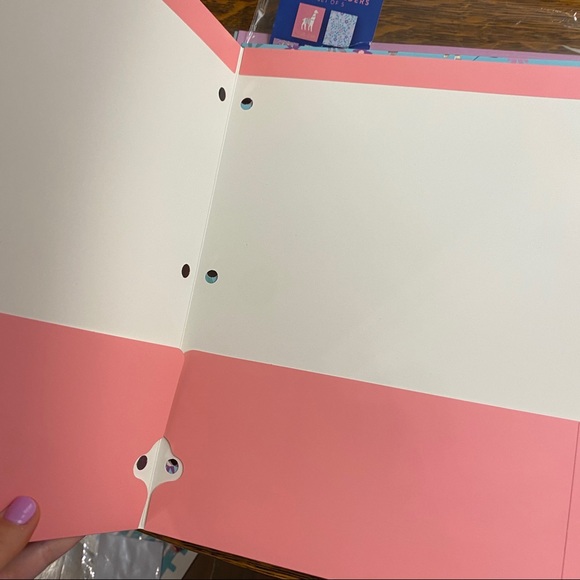 Sketchbook & File Folder Bundle - Picture 12 of 16